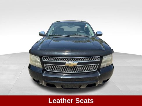 Used 2011 Chevrolet Avalanche LT w/ Regional Value Package AWD/4WD image 10