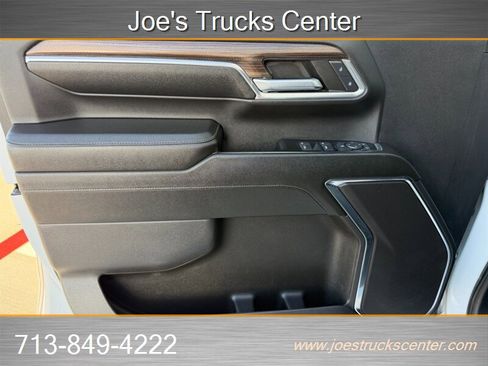 Used 2024 Chevrolet Silverado 3500 LT w/ Convenience Package image 19