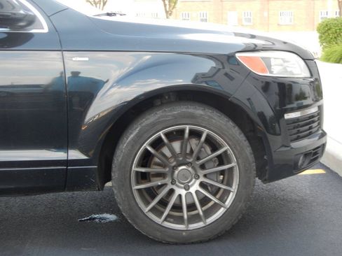 Used 2008 Audi Q7 4.2 Premium AWD/4WD image 24