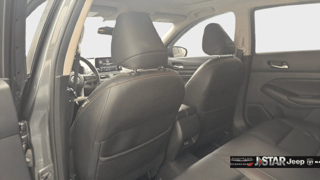 Used 2021 Nissan Altima 2.5 SR w/ SR Premium Package FWD image 24