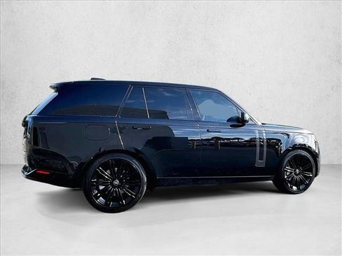 Used 2023 Land Rover Range Rover SE AWD/4WD image 5
