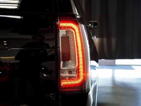 Used 2018 GMC Yukon XL Denali w/ Open Road Package image 82