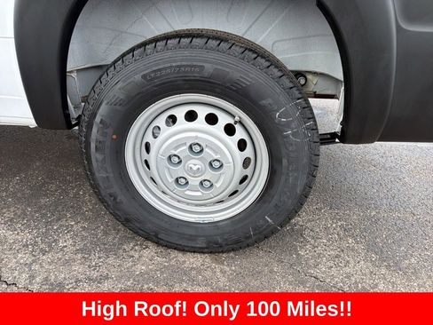 Used 2024 RAM ProMaster 2500 FWD image 26