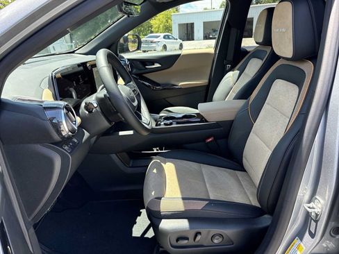 New 2026 Chevrolet Equinox ACTIV w/ Safety and Technology Package FWD image 19