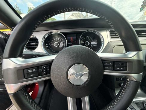 Used 2014 Ford Mustang GT Premium w/ Comfort Package RWD image 11