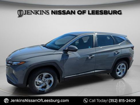 Used 2024 Hyundai Tucson SE image 13