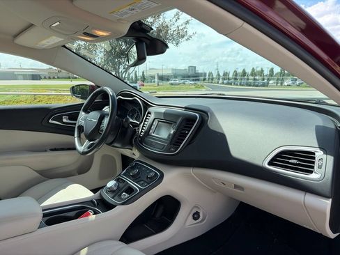 Used 2015 Chrysler 200 Limited w/ Convenience Group FWD image 25