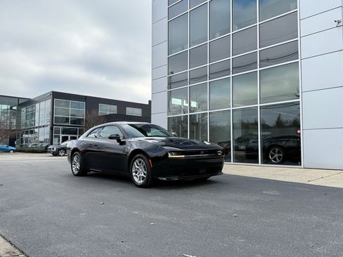 Used 2025 Dodge Charger R/T w/ Quick Order Package 25M R/T image 19