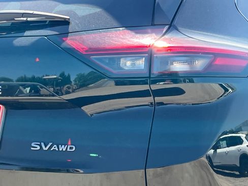 Used 2024 Nissan Rogue SV image 13