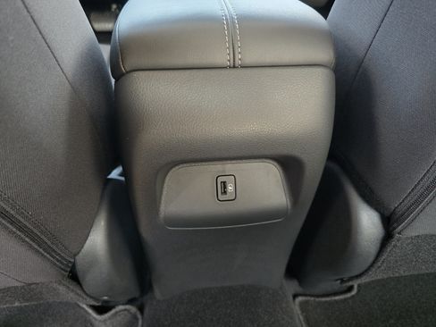 Certified 2025 Nissan Sentra SV FWD image 25