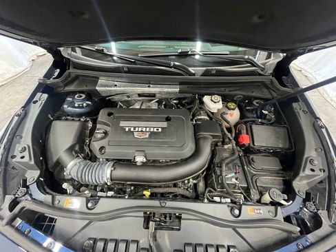 Used 2022 Cadillac XT4 Premium Luxury w/ LPO, Radiant Package image 30