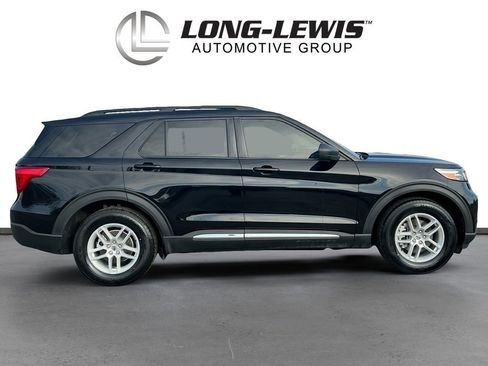 Used 2023 Ford Explorer XLT image 8