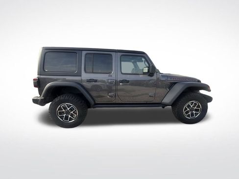 Used 2025 Jeep Wrangler Unlimited Rubicon image 9