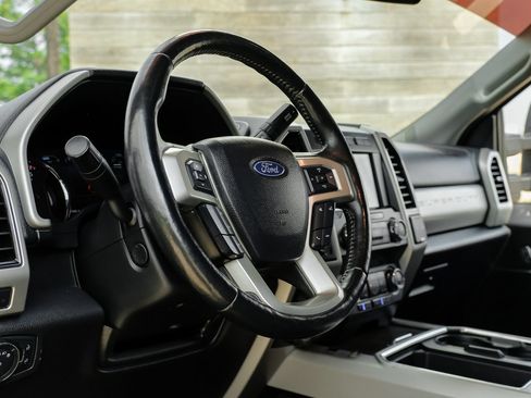 Used 2021 Ford F250 Lariat AWD/4WD image 18