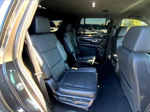 Used 2021 Chevrolet Tahoe LT image 18