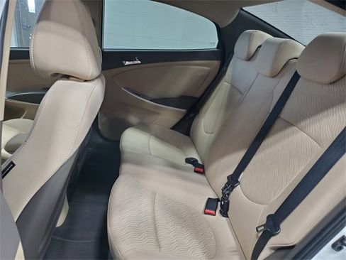 Used 2014 Hyundai Accent GLS w/ Option Group 2 image 12