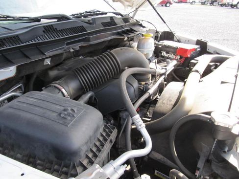 Used 2019 RAM 1500 Tradesman image 33