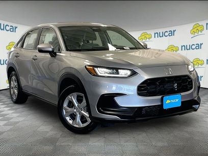 Used 2025 Honda HR-V LX