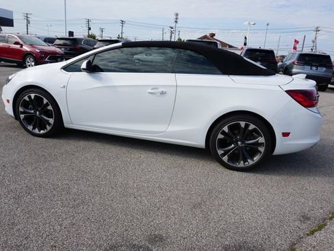 Used 2018 Buick Cascada Premium FWD image 9