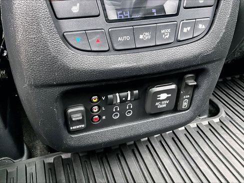 Used 2016 Honda Pilot Elite image 39