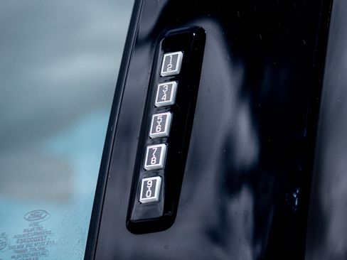 New 2026 Ford F250 Platinum AWD/4WD image 19