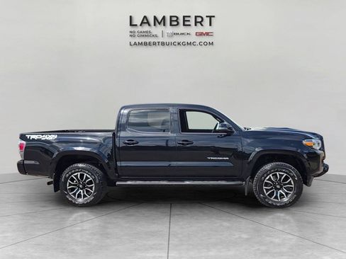 Used 2021 Toyota Tacoma TRD Sport w/ Technology Package AWD/4WD image 6
