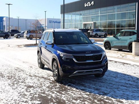 Used 2023 Kia Seltos S image 1