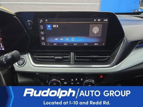 Used 2025 Chevrolet Trax LT w/ LT Convenience Package FWD image 20