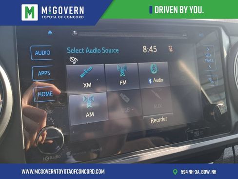 Used 2018 Toyota Tacoma TRD Sport AWD/4WD image 27