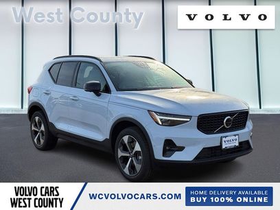 New 2026 Volvo XC40 B5 Plus w/ Protection Package Premier