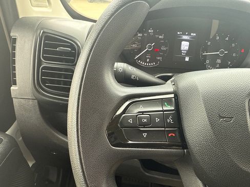 Used 2023 RAM ProMaster 2500 image 18