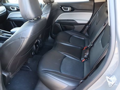 Used 2022 Jeep Compass Limited AWD/4WD image 5