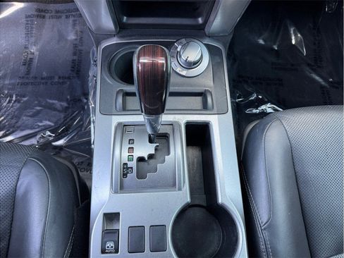 Used 2016 Toyota 4Runner Limited image 13