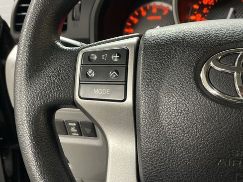 Used 2012 Toyota 4Runner SR5 image 19