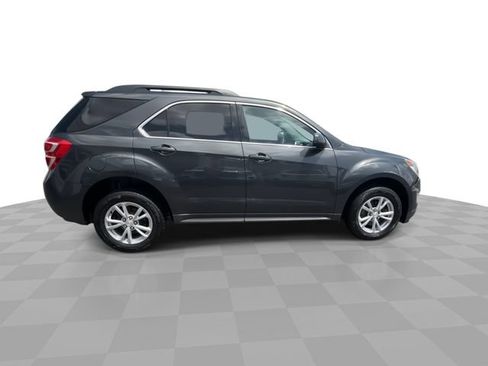 Used 2017 Chevrolet Equinox LT AWD/4WD image 9