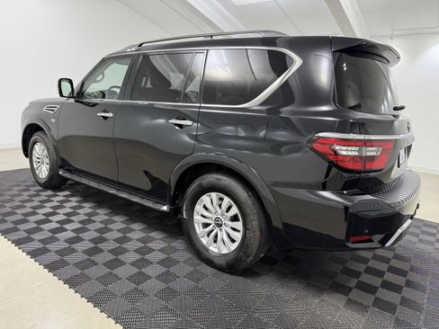 Used 2021 Nissan Armada SV image 5