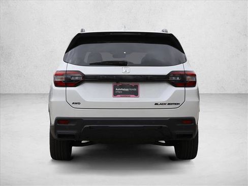 New 2026 Honda Pilot Black Edition image 6