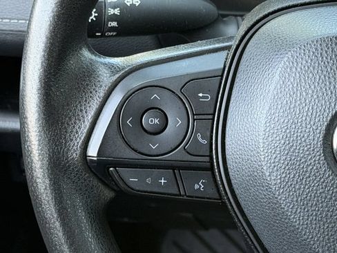 Used 2023 Toyota RAV4 LE FWD image 14