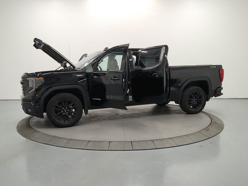 Used 2024 GMC Sierra 1500 Elevation AWD/4WD image 13