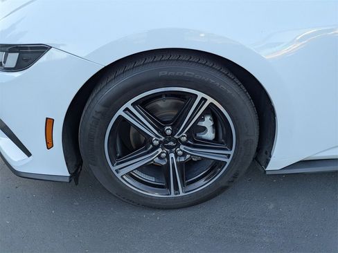 Used 2024 Ford Mustang Premium image 13