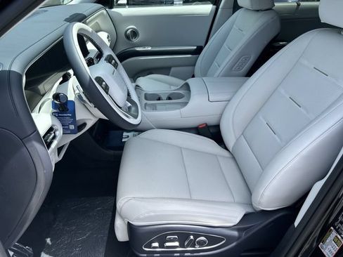 New 2026 Hyundai Palisade Calligraphy FWD image 9