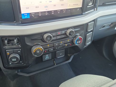 New 2026 Ford F250 XLT w/ XLT Premium Package image 21