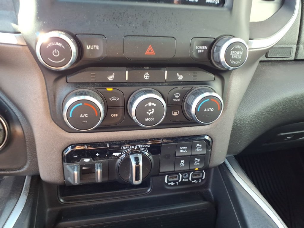 Used 2021 RAM 1500 Big Horn AWD/4WD image 16