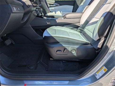 New 2026 Chevrolet Traverse High Country image 11