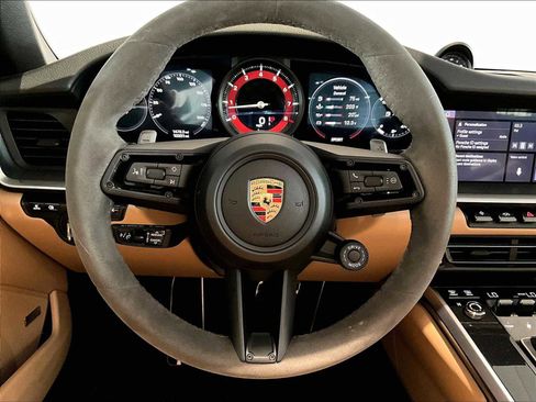 Used 2020 Porsche 911 Carrera S RWD image 18