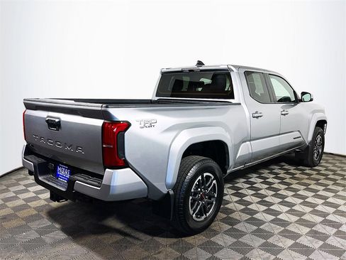 Certified 2025 Toyota Tacoma TRD Sport image 8