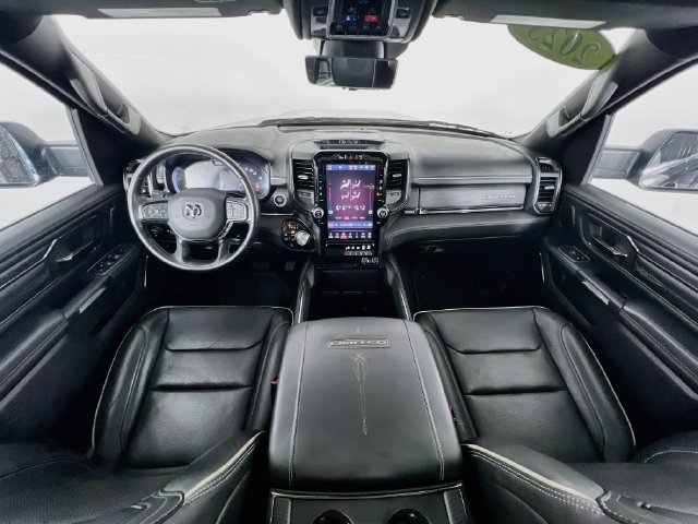 Used 2023 RAM 1500 Limited AWD/4WD image 3