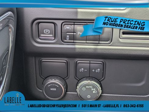 Used 2023 Chevrolet Tahoe Premier RWD image 20