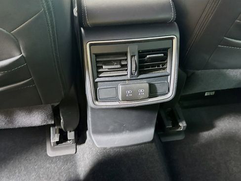 Used 2024 Subaru Forester Limited AWD/4WD image 31