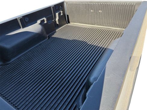 Used 1998 Nissan Frontier XE image 9